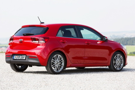 Kia Rio Vs Suzuki Swift Indonesia Kia Rio Vs Suzuki Swift Indonesia