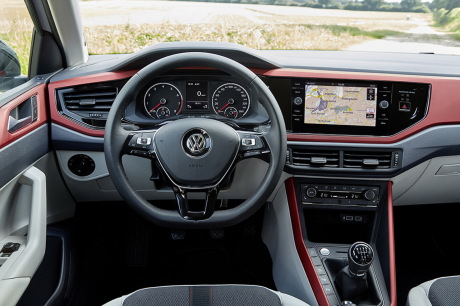 planche de bord volkswagen polo 2017