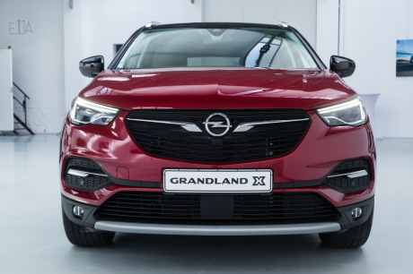 Opel Grandland X vue de face
