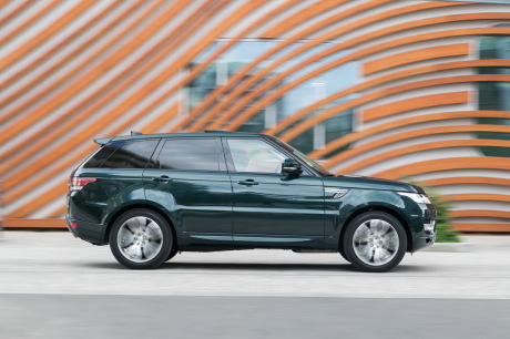 Land Rover Range Rover Sport SD4 vert profil