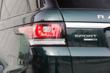 Land Rover Range Rover Sport SD4 vert feux arrière