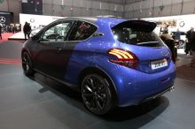 arrêt peugeot 208 gti peinture coupe franche bleue