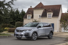 peugeot 5008 diesel allure 2017 vue de côté