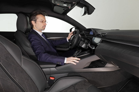 Peugeot 508 20187 2 vue intérieur habitacle planche de bord