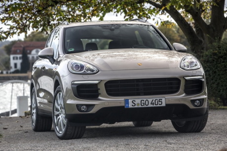 vue avant Porsche Cayenne