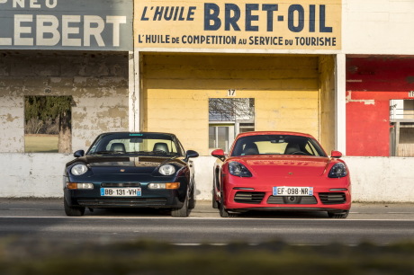 vue de face porsche 718 cayman vs porsche 968