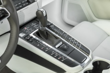 Porsche Macan 2017 gros plan sur la console centrale