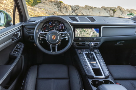 Porsche Macan (2019)