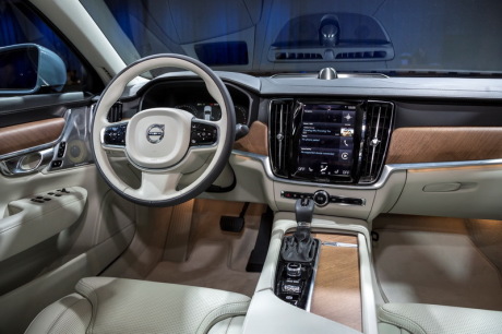 planche de bord Volvo S90