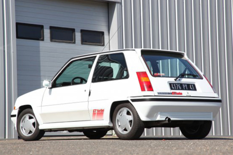 Renault 5 GT Turbo vue arrière couleur blanche