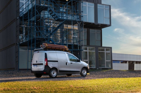 renault kangoo dokker argentine
