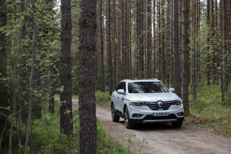 renault koleos diesel 4x4 en foret