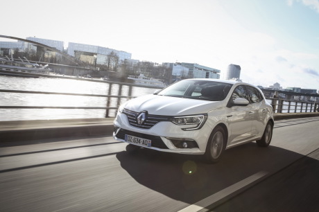 megane sur route