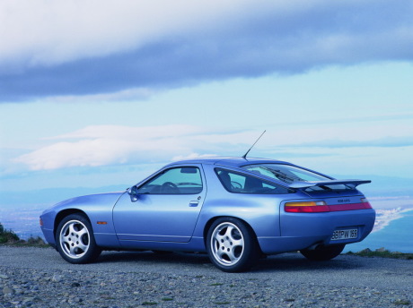 3/4 arrière Porsche 928 GTS