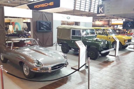Ici, aucun modèle ne provient du musée Jaguar ou Land Rover. Il s'agit d'exemplaires restaurés et commercialisés, nuance...