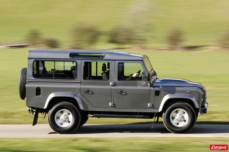 Land-Rover Defender 7 142 Land Rover Defender à corriger