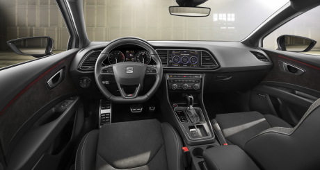 Seat Leon Cupra 300 2017 planche de bord