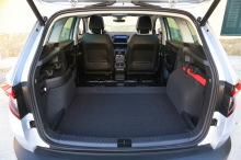Skoda Karoq Style coffre sièges retirés