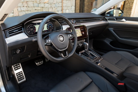 Volkswagen Arteon Elegance planche de bord