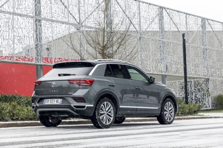 volkswagen t roc statique arrière