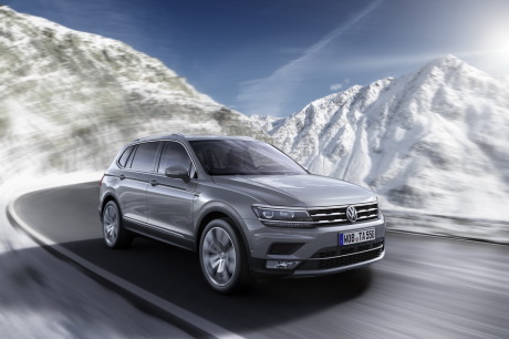 Volkswagen Tiguan Allspace vue avant couleur grise