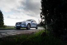 volvo xc60 d4 inscription front view