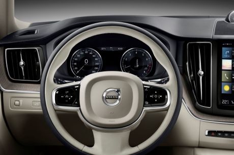 Volvo XC60 volant