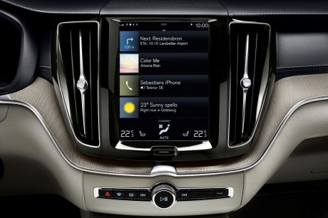 A bord, le XC60 inaugure une nouvelle climatisation quadrizone censée filtrer totalement les polluants et particules venant de l'extérieur.