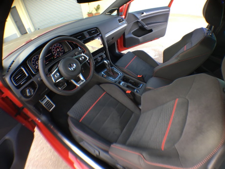habitacle Golf GTI performance 2017