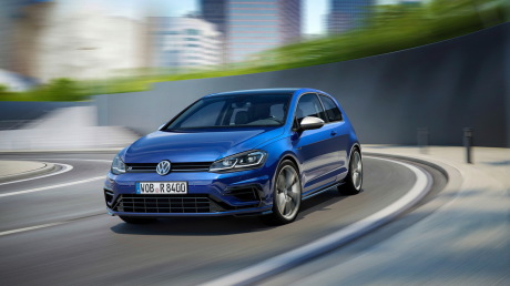 Volkswagen Golf R 2017 facelift bleu avant gauche en virage