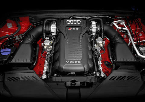 Audi RS5, rivale de la M3