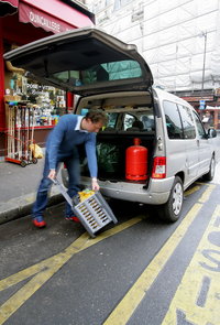 Stationnement autorisé sur les livraisons