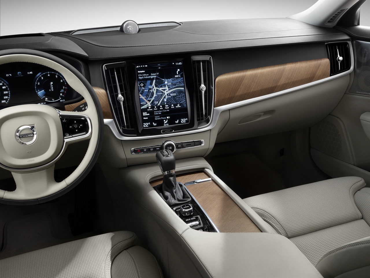 [Image: volvo-s90-2016-photos-offiicielles-08.jpg]