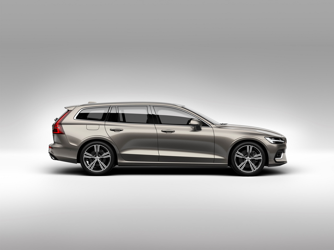 volvo-v60-2018-05.jpg