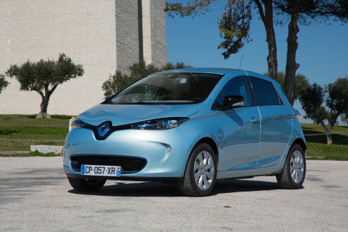 L'avenir de la voiture passera par l'électrique - Page 10 Zoe-2