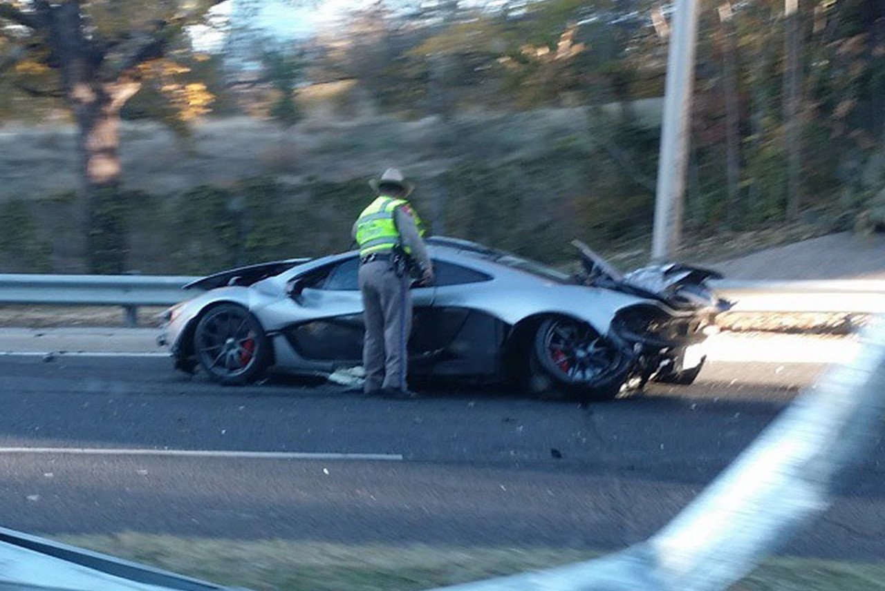 Il détruit sa McLaren P1 le lendemain de son achat