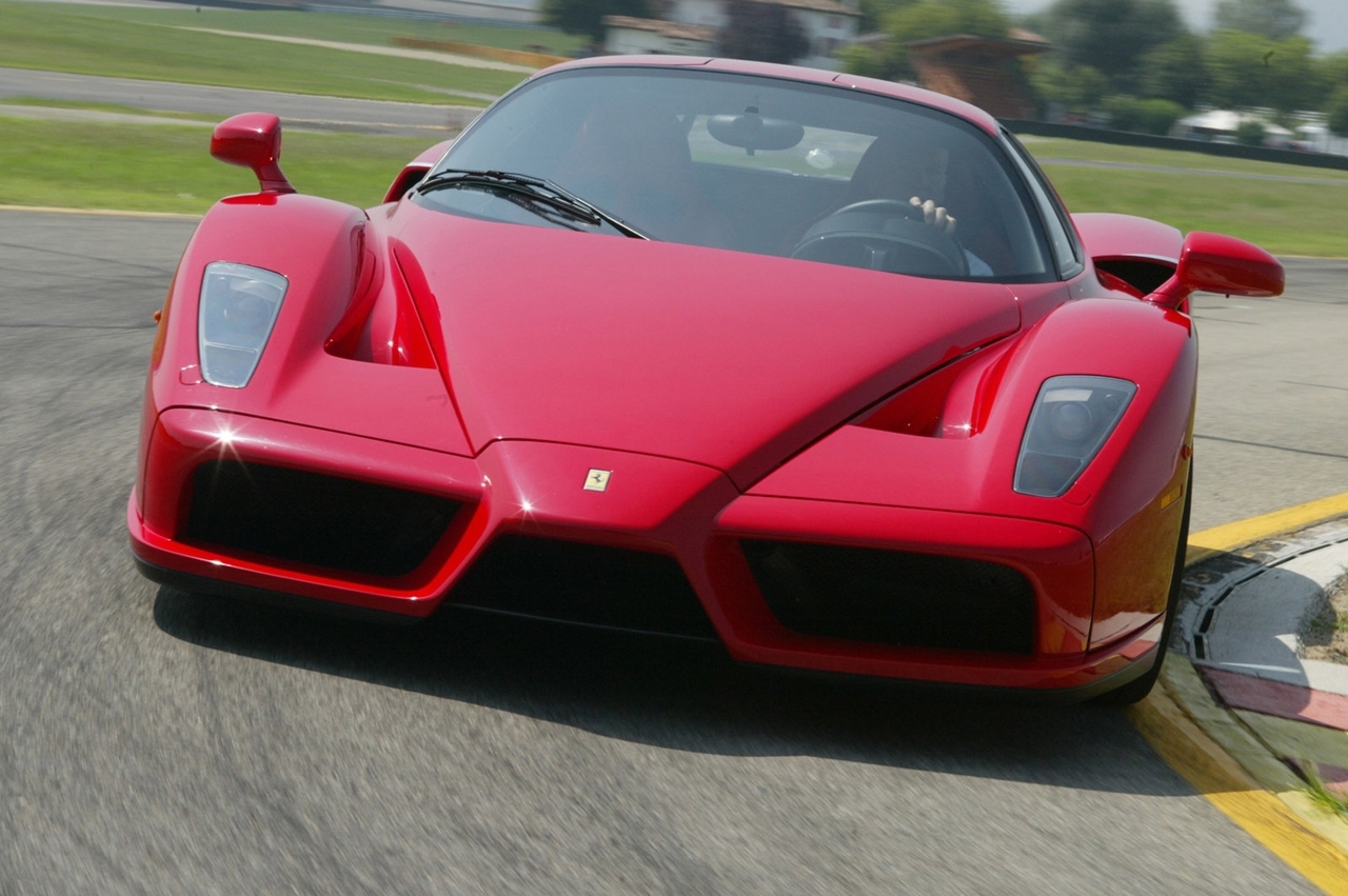 Un V8 bi-turbo pour la future Enzo