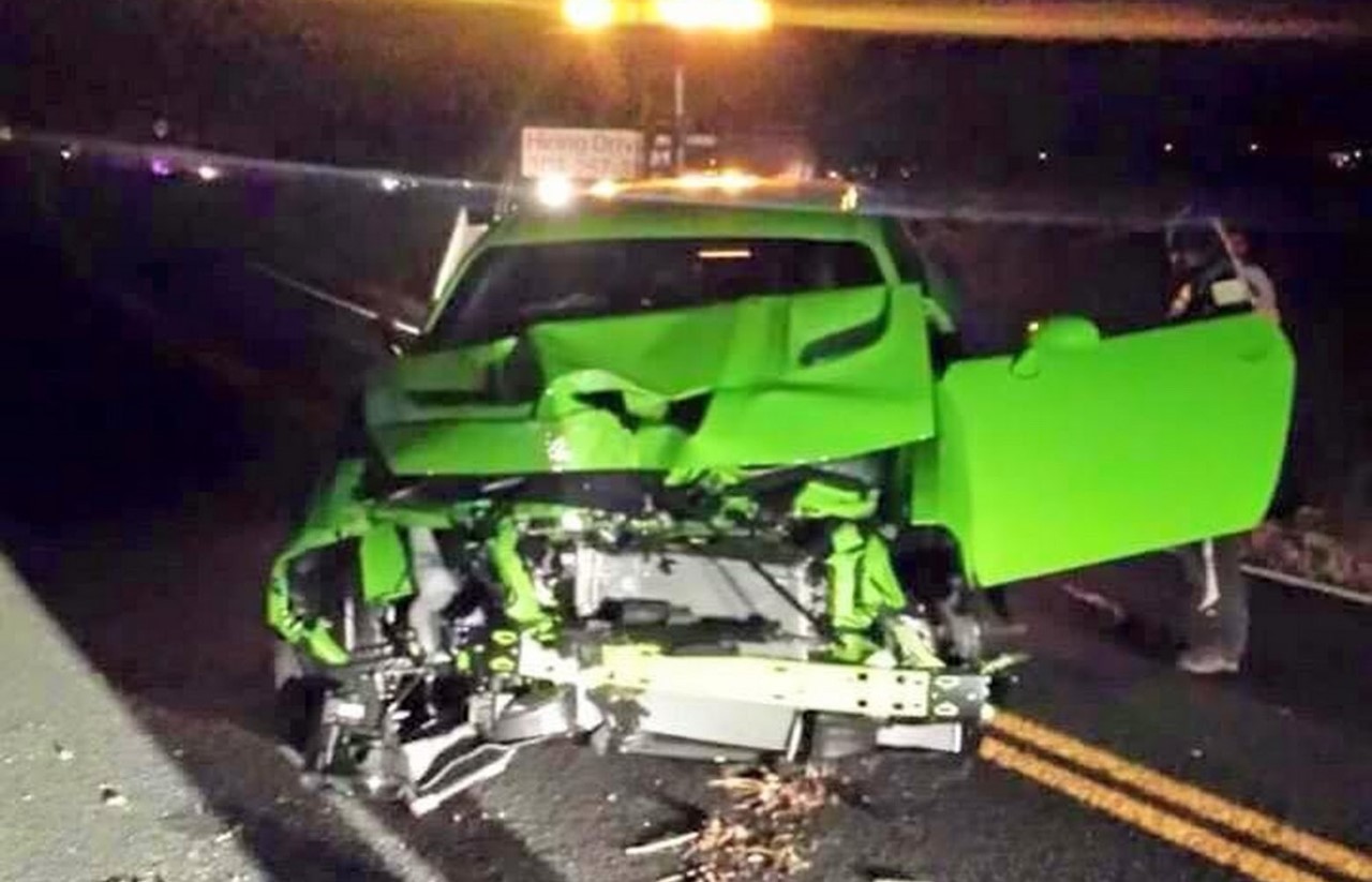 Il détruit sa Dodge Challenger Hellcat quatre heures après son achat
