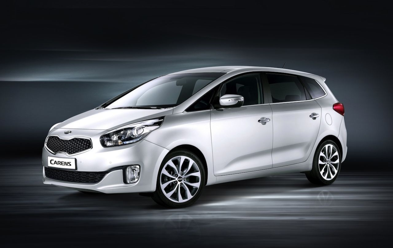 Kia Carens Toy's R Us
