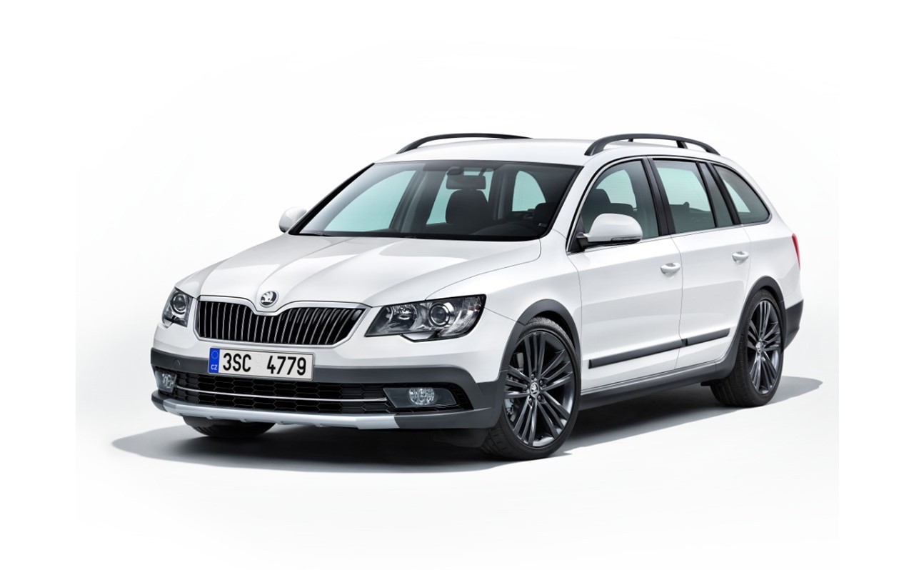 Skoda officialise sa Superb Combi Offroad en France