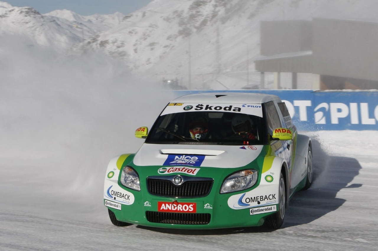 Jacques Villeneuve s'engage en Trophée Andros avec Skoda