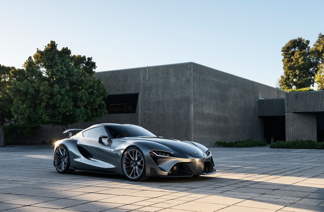 Nouvelles versions du concept Toyota FT-1 : l'élégante et la musclée