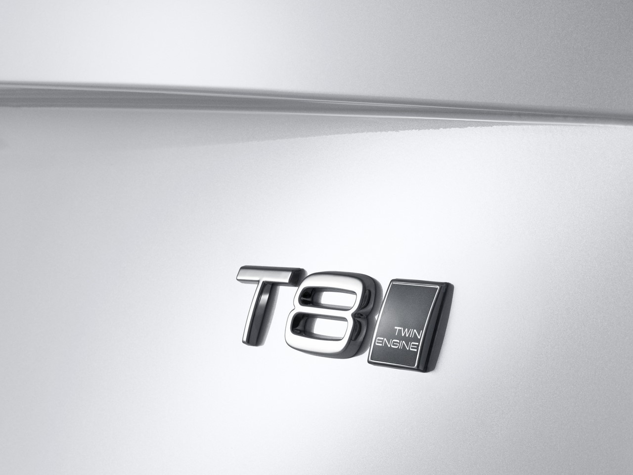 Nouveau Volvo XC90 : jusqu'Ã 400 chevaux en version hybride rechargeable