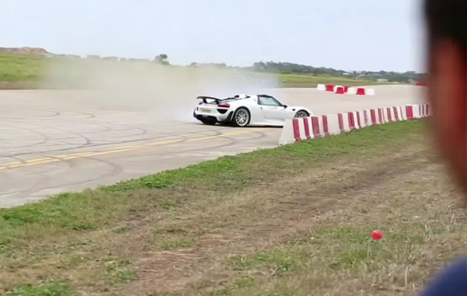 Vidéo : dramatique crash d'une Porsche 918 Spyder à Malte