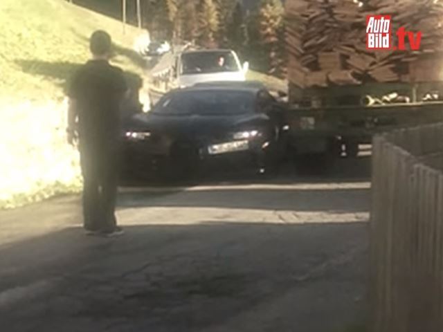Fail : le proto de Bugatti Chiron coincé pendant un test