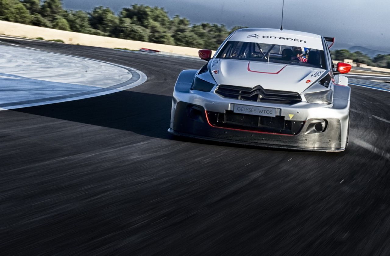 VIDEO : Sébastien Loeb et Yvan Muller découvrent la Citroën C-Elysée WTCC