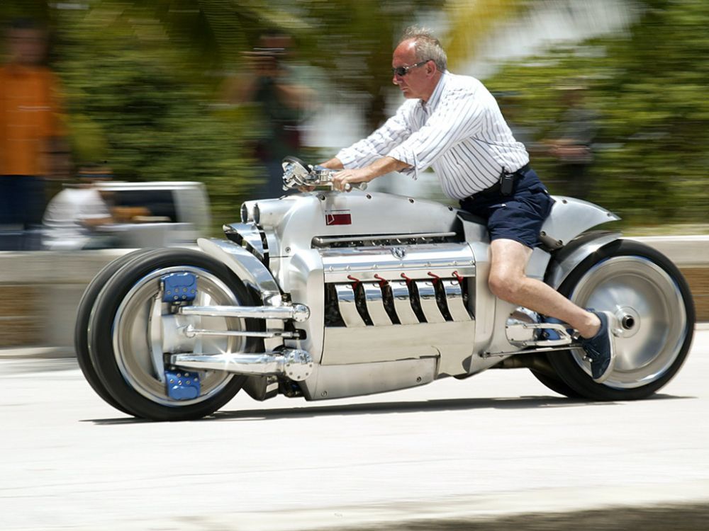 Un moteur de supercar sur une moto : c'est possible !
