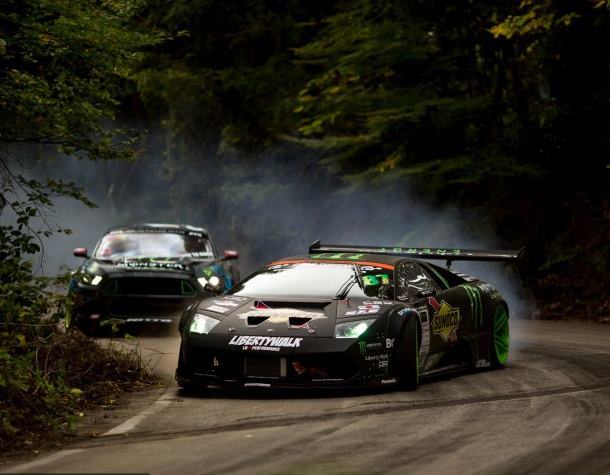 Battle de Drift : deux monstres s'affrontent pour un show hallucinant