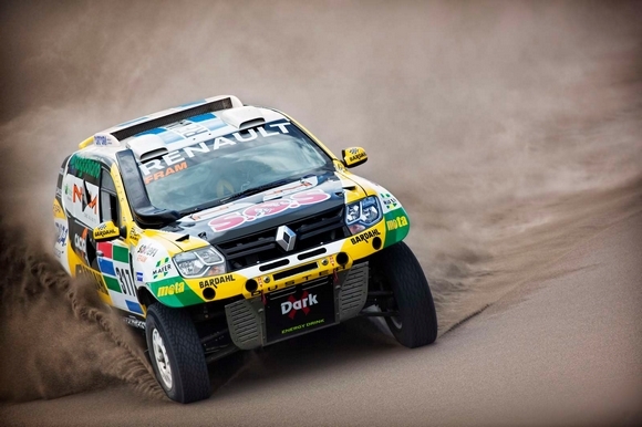 Vidéo : le Duster du Dakar 2016 en action