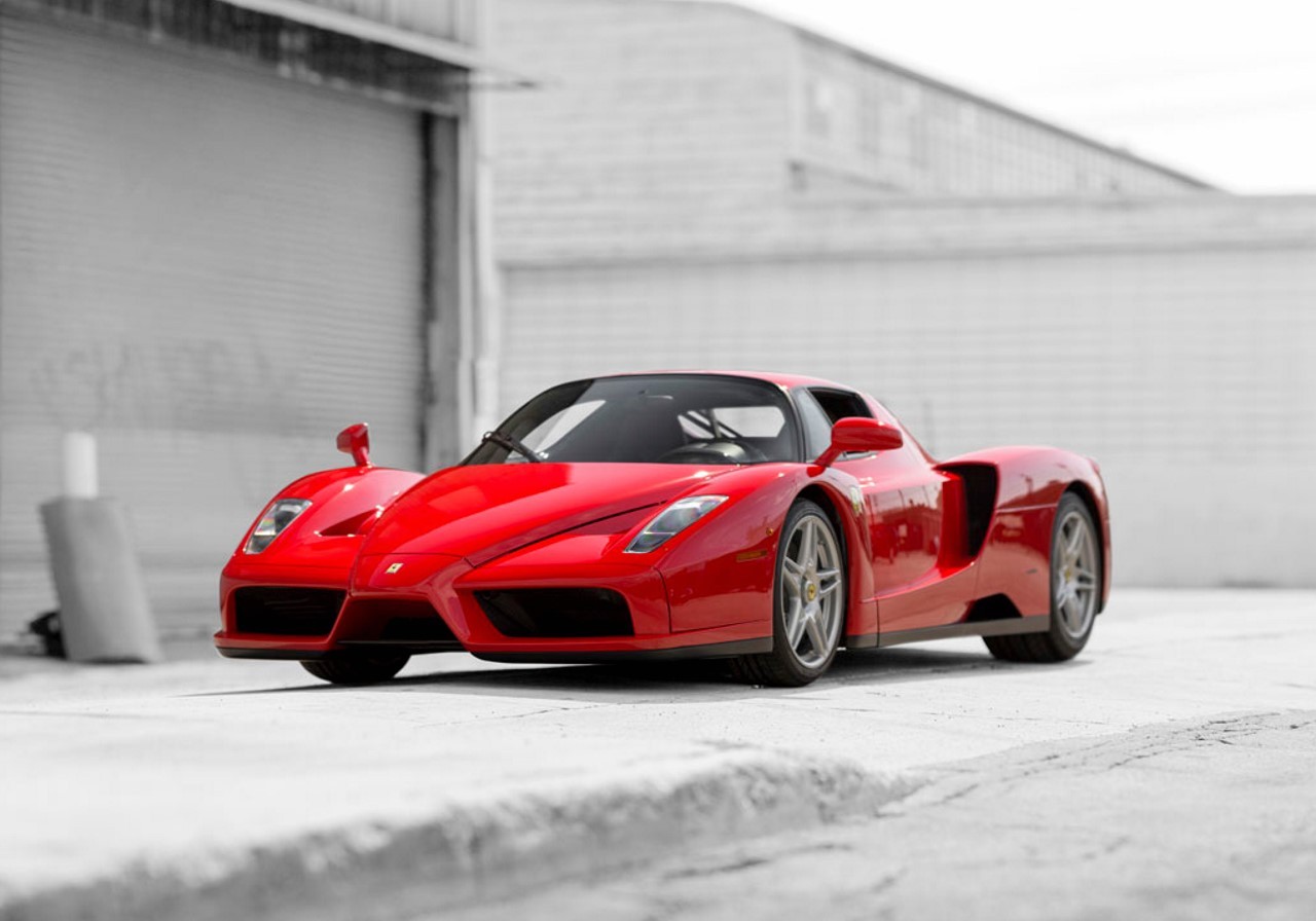 La Ferrari Enzo du pape vendue près de 5,5 millions d'euros